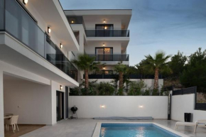 NEW ! Villa Palm Bay 1 & 2 with two heated pool - near sea